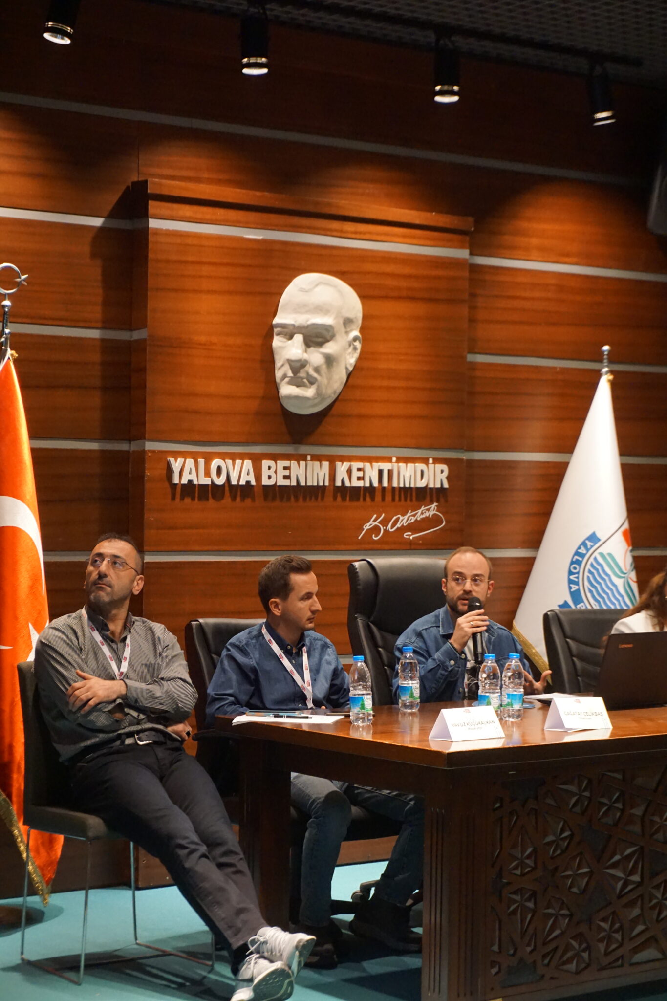 Panel Foto 5 - 2. Uluslararası Yalova Film Festivali